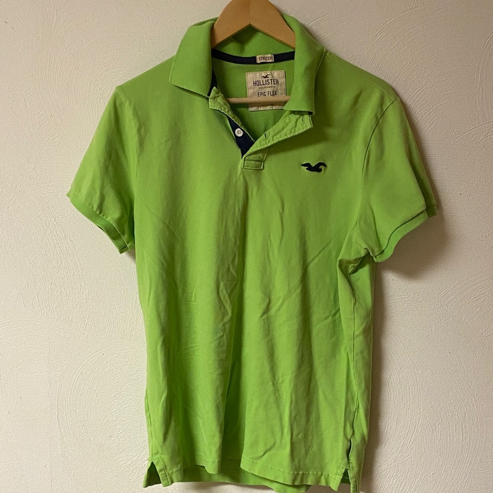 Hollister Men's Vibrant Lime Polo Shirt